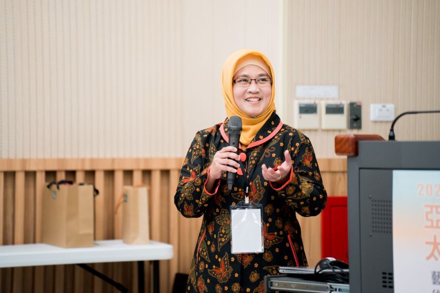 Dr Kurnia Novianti(另開新視窗/jpg檔)圖片