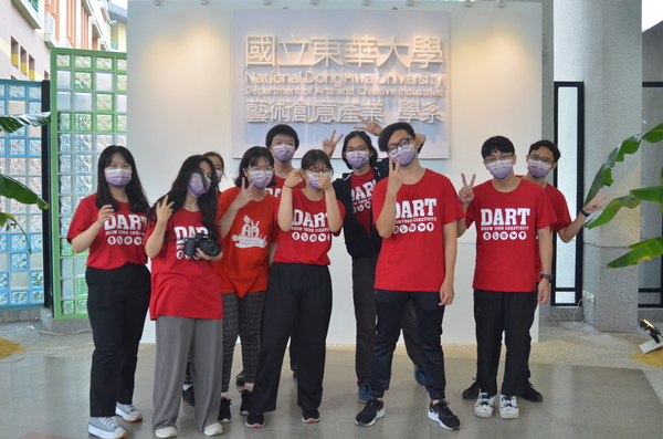 111學年面試留影3(另開新視窗/jpg檔)圖片