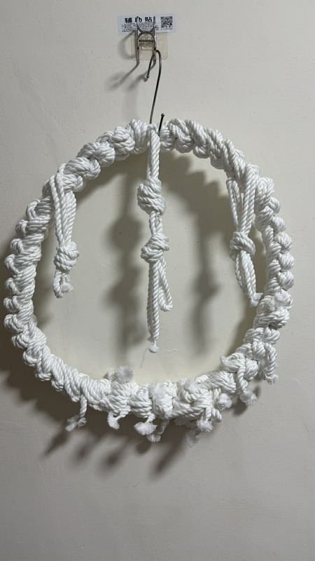 【藝創展廳】115/4/16-21本系碩專班鄧雨青創作個展「萬縷繁複」(另開新視窗/jpg檔)圖片